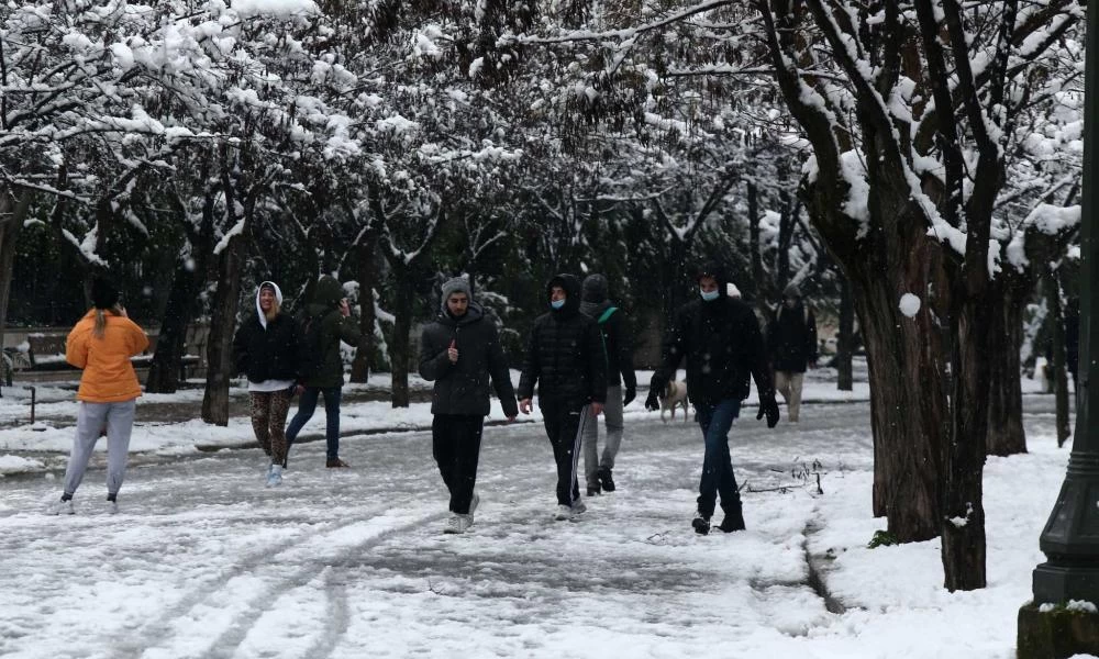 Καιρός – Λαγουβάρδος: Μετά τις καταιγίδες έρχεται πολύ κρύο – Πού θα χιονίσει